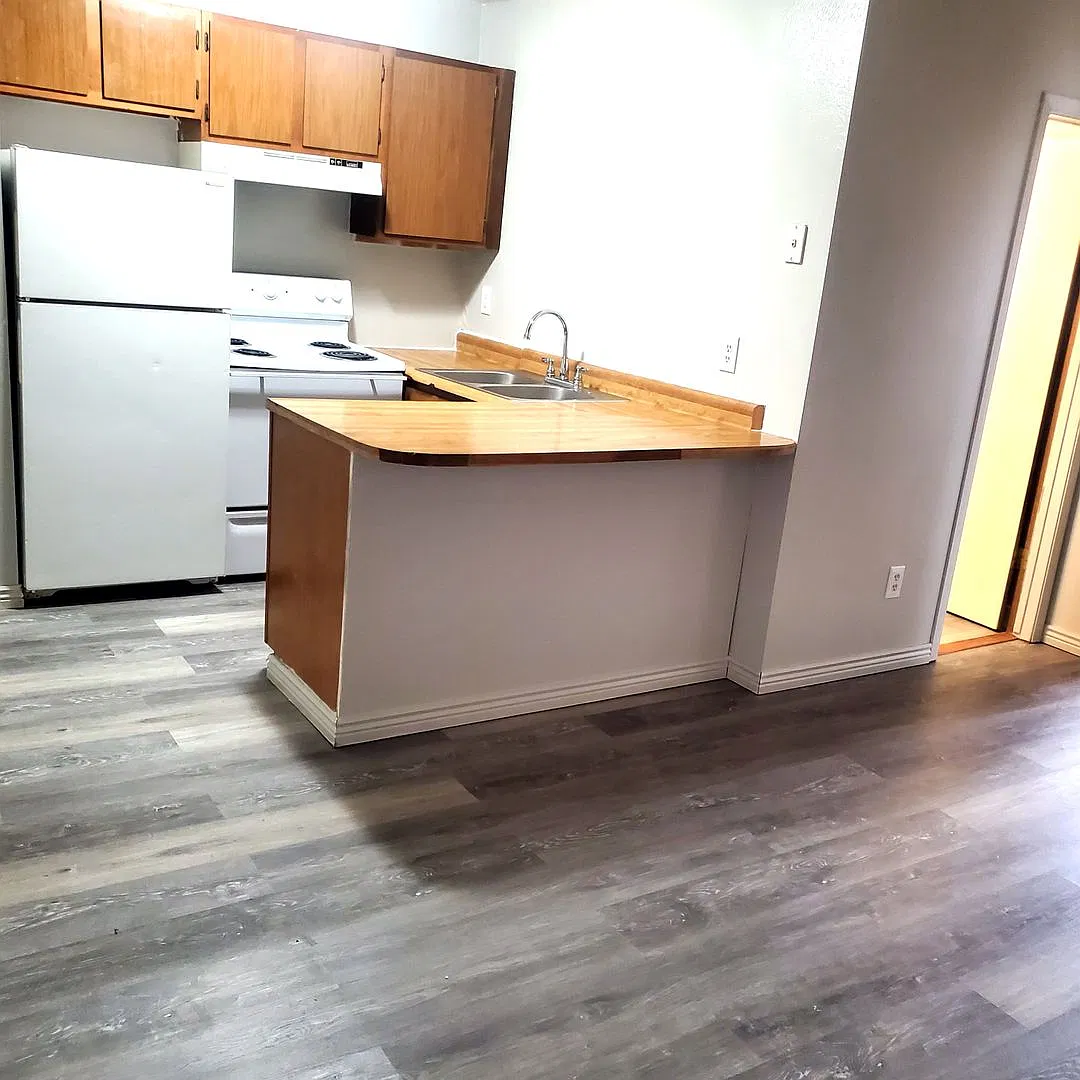 Fowler-3902 Tepee — Photo 1