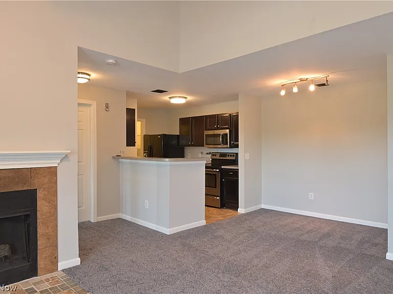 29842 Center Ridge Rd #225 — Photo 6