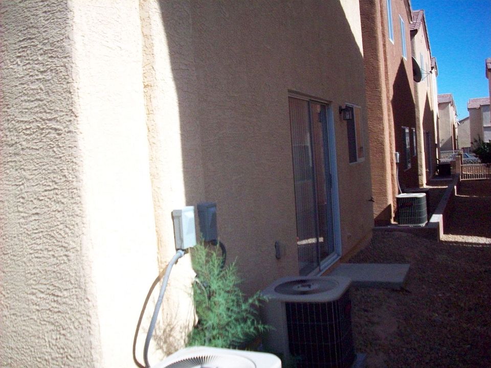 2nd image of 9937 Elkhead Creek Way