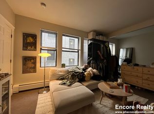 820 Beacon St #203, Boston, MA 02215