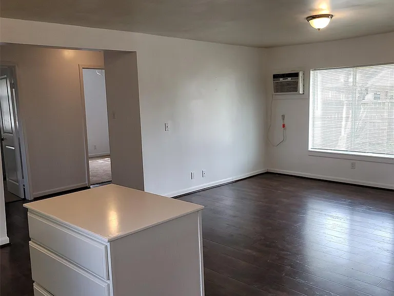 5103 Willow Glen Dr — Photo 9