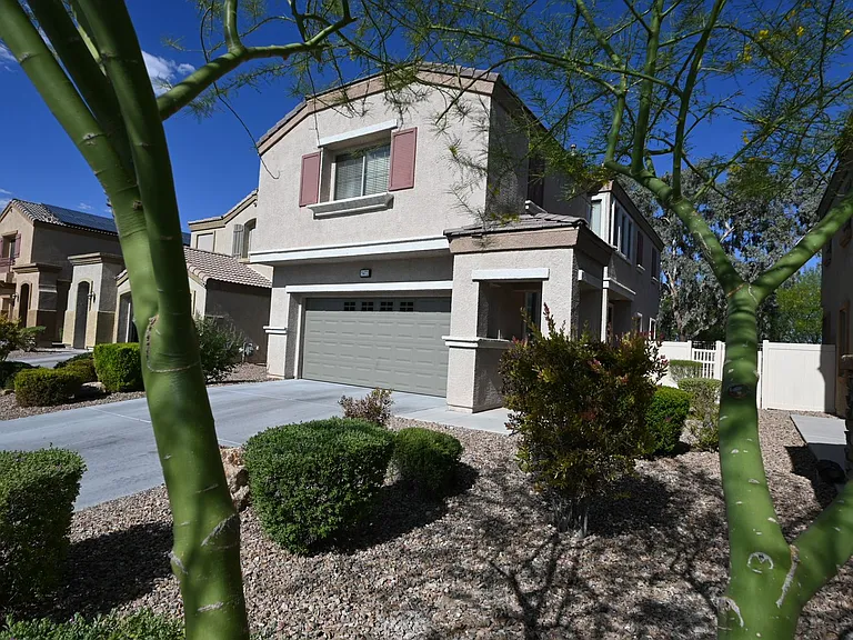 5472 Overlook Valley St — Photo 1