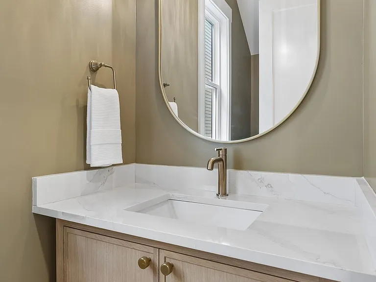 905 Potter Ln — Photo 14