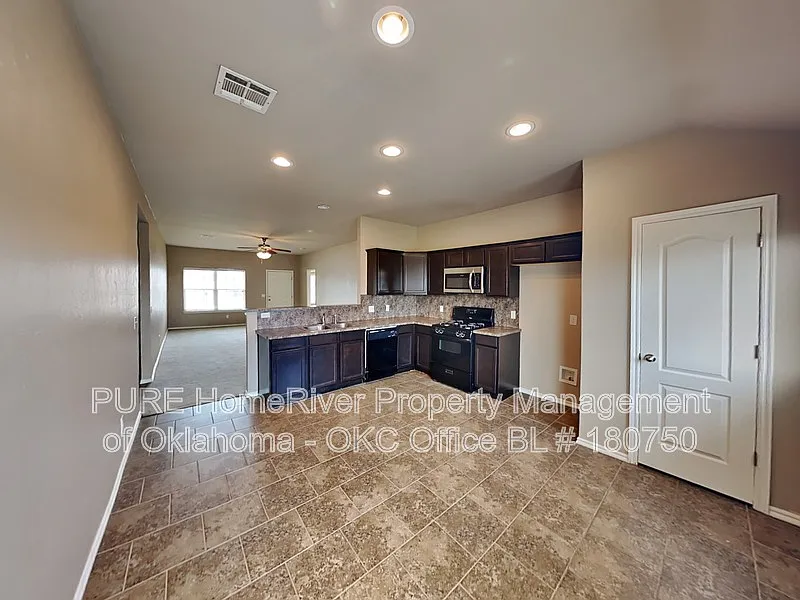 Colony Point — Photo 4