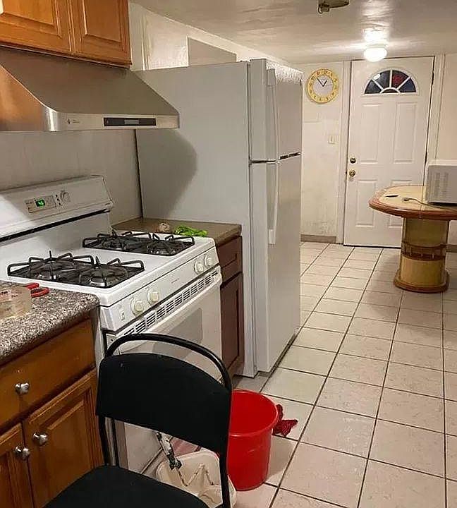 2nd image of 1350 Merry Ave #1