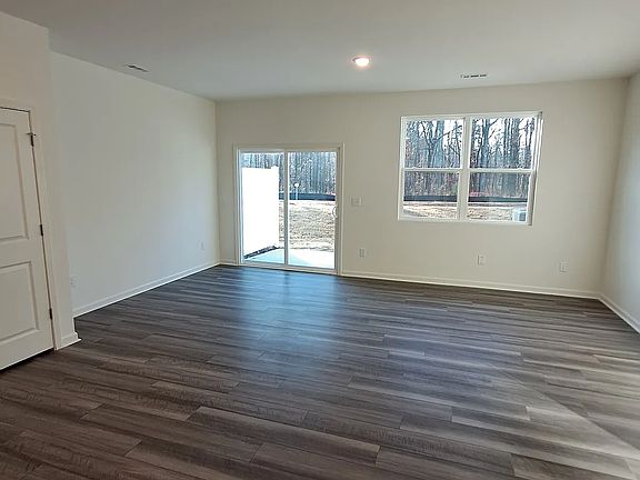 2nd image of 2044 Trailside Dr