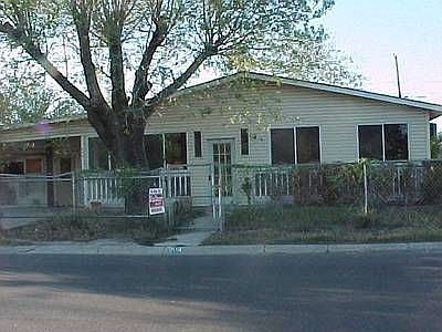 1st image of 204 W Fourth St