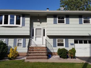 927 Maple Ave, Piscataway, NJ 08854