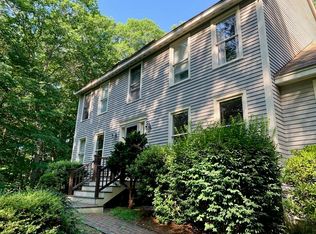 5 Meader Ln, Durham, NH 03824