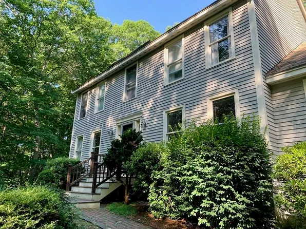 5 Meader Lane, Durham, NH 03824