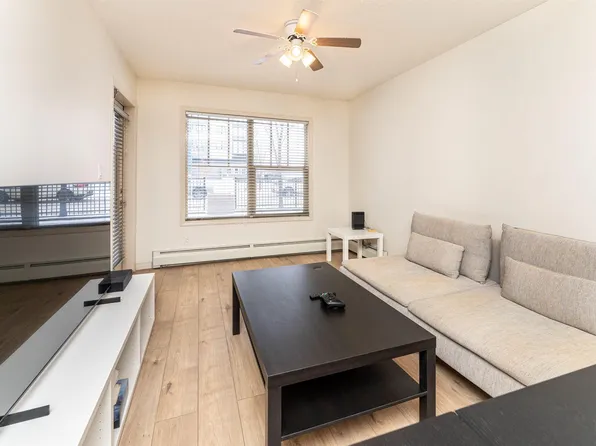 103 Ambleside Dr SW #108, Edmonton, AB T6W 0J4