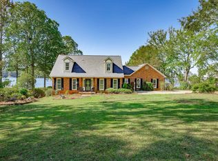 125 Pine Point Dr, Lexington, SC 29072