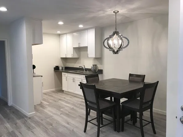 Willis Apartments, 4567 Willis Ave #0bed48981, Sherman Oaks, CA 91403