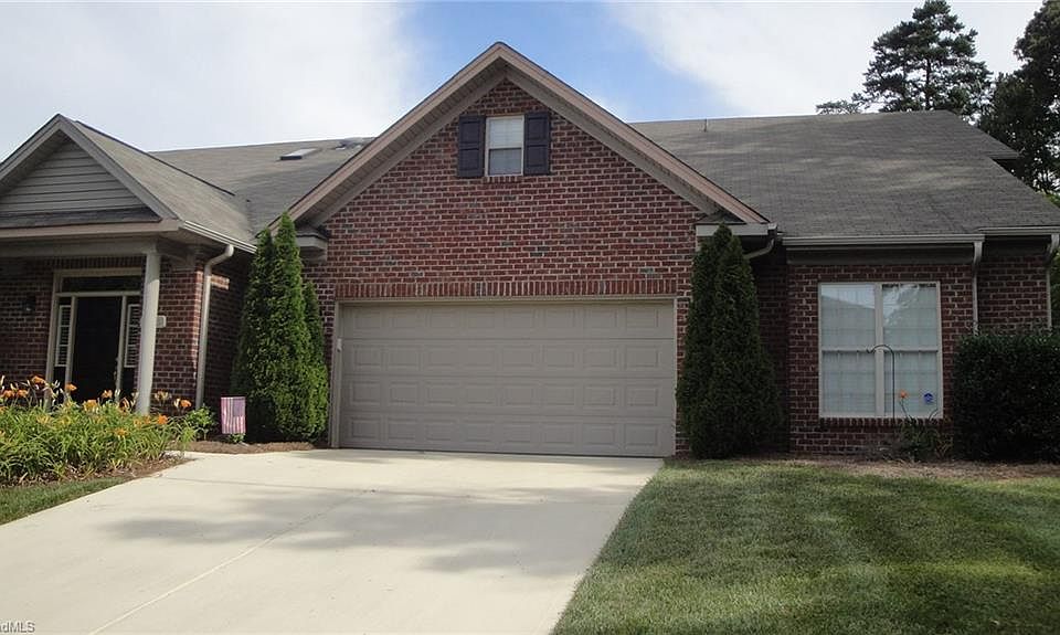 1st image of 825 Jarman Dr