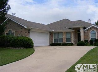 6917 Snowy Owl St, Arlington, TX 76002