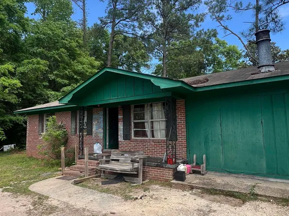 91 Crestview St, Monroeville, AL 36460