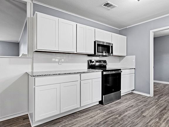 3rd image of 1022 Kay Dr