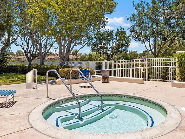 15880 Avenida Villaha #71 — Photo 35