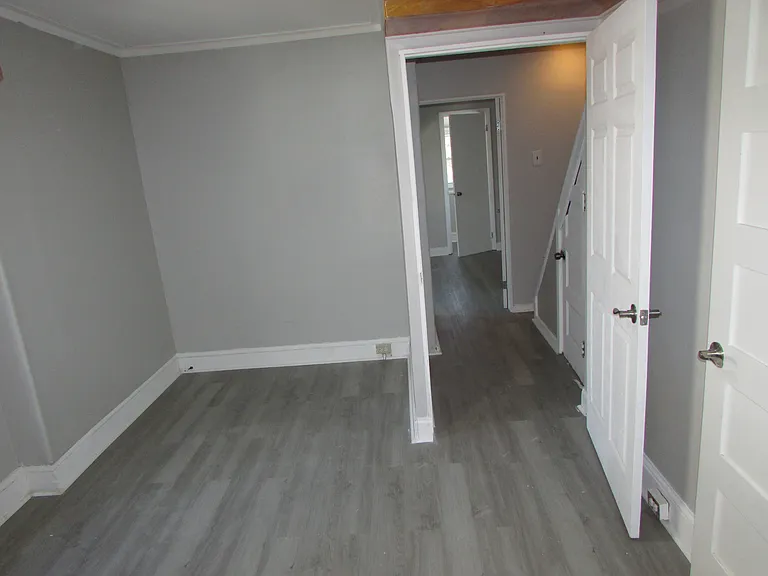 1769 Broadway — Photo 14
