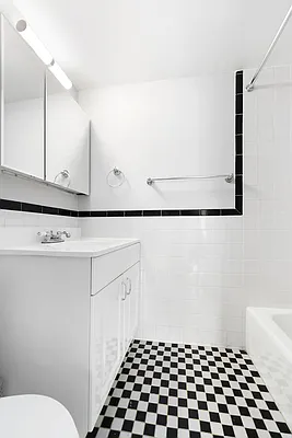 Sold by Compass | media 18