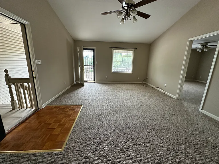 511 Scenic Dr #1 — Photo 6