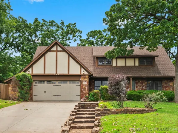 306 S Skylane Ct W, Sand Springs, OK 74063