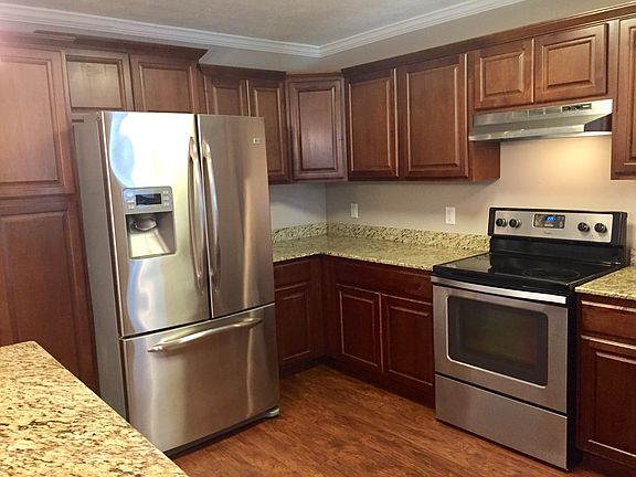 5th image of 2700 Saint Joseph St