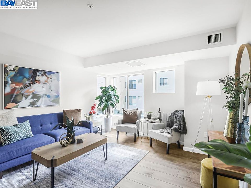 1st image of 135 Valencia St APT A204