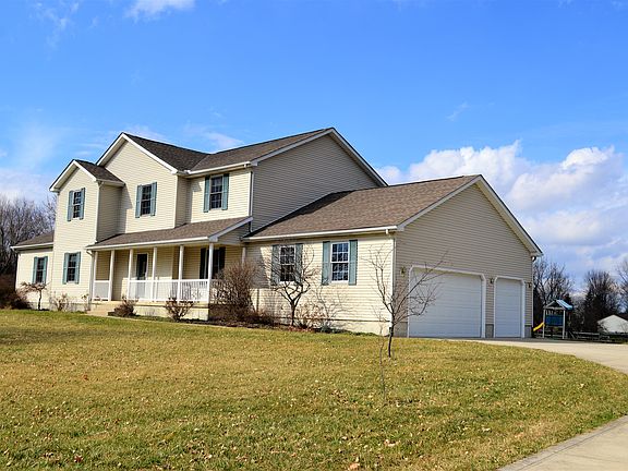 Three Car Side Load Garage