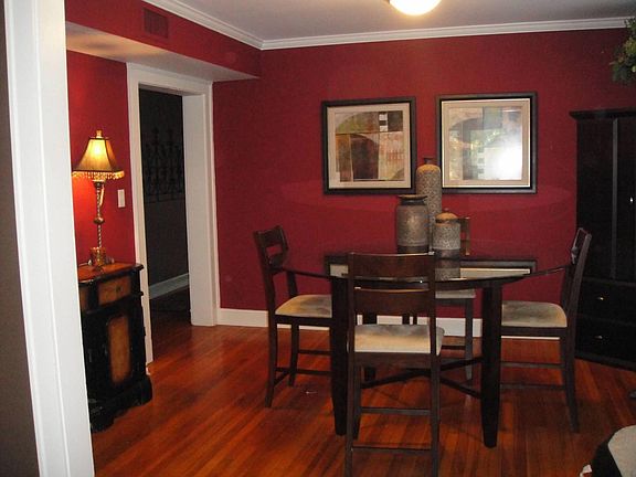 3rd image of 4310 Oak St APT 2N