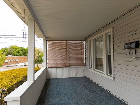 5th image of 305 Dehart Ave