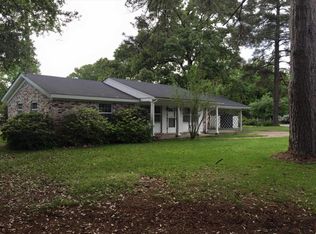 108 Arlington Dr, Pineville, LA 71360