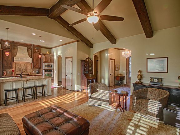 5th image of 17505 Aragon Ln
