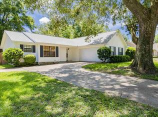 9656 Hummingbird Blvd, Pensacola, FL 32514