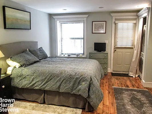 Rented by Brown Harris Stevens | media 17