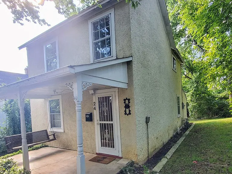 24 S Calhoun St — Photo 2