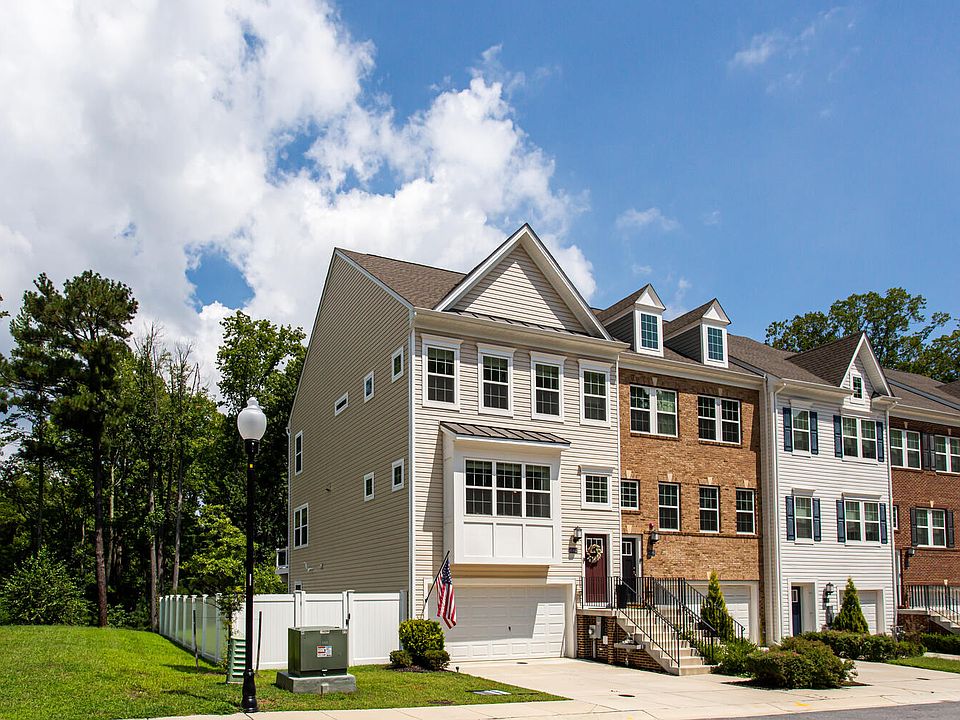 1st image of 45483 Woodslea Way