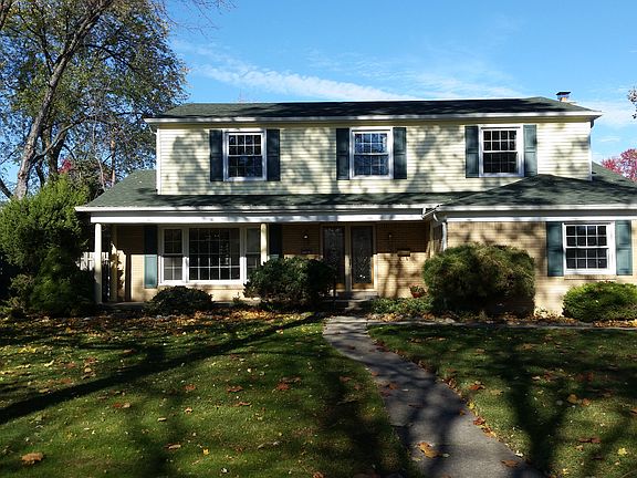 3rd image of 2345 Forest Trail Dr