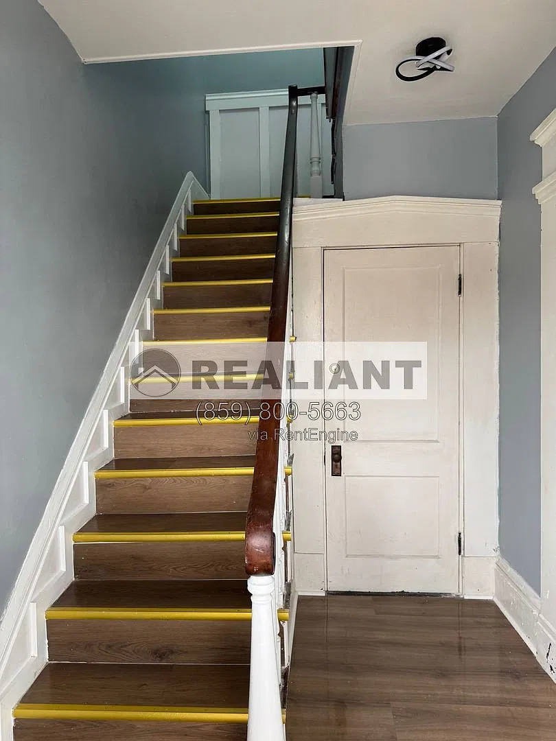 1 bed, 1.0 bath, $1,095 — Photo 4