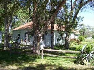 5576 N Homestead Rd, North Platte, NE 69101