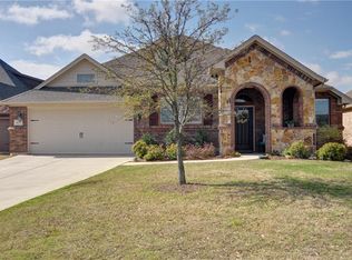 409 Sterling Dr, Benbrook, TX 76126