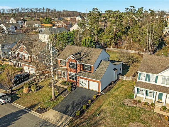 5th image of 9231 Glen Meadow Ln