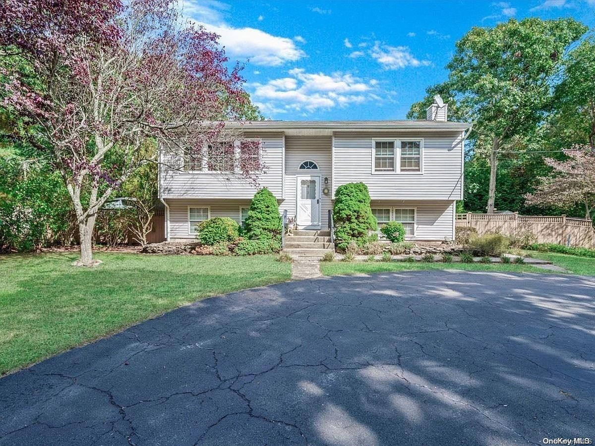 7 Maple Street, Hampton Bays, NY 11946 | Zillow