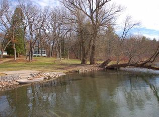 W298S10895 Shady Ln, Mukwonago, WI 53149