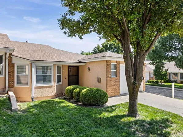 6200 Ash Ct, Raytown, MO 64133