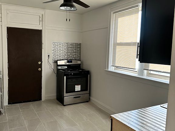 2nd image of 8155 S Paulina St #2