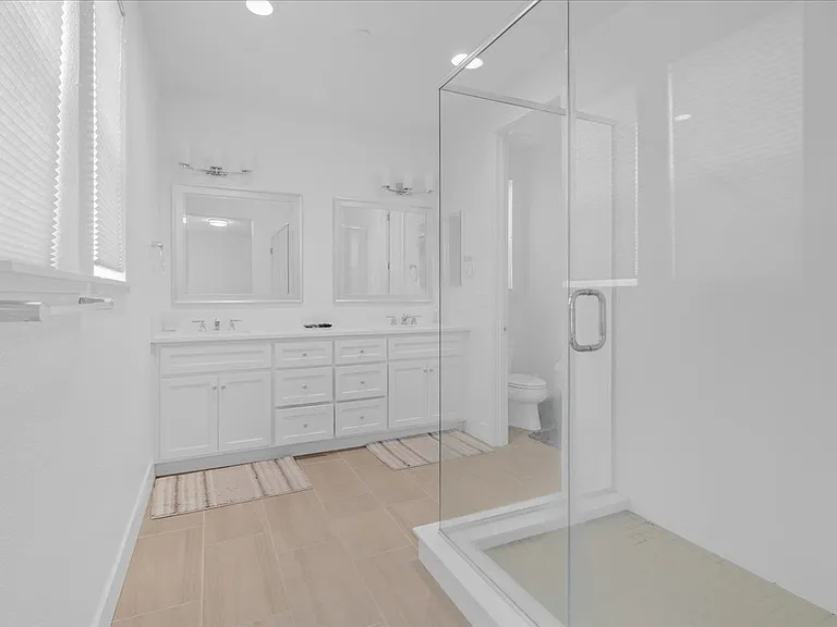 2760 Telegraph Blvd — Photo 14