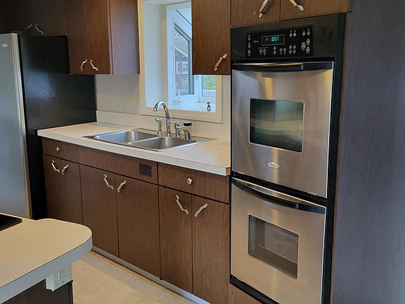 2nd image of 4533 Carpenter Rd