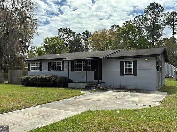 2nd image of 11118 Flamingo Ave