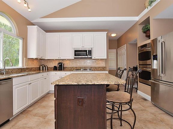 2nd image of 1650 Garden Valley Dr